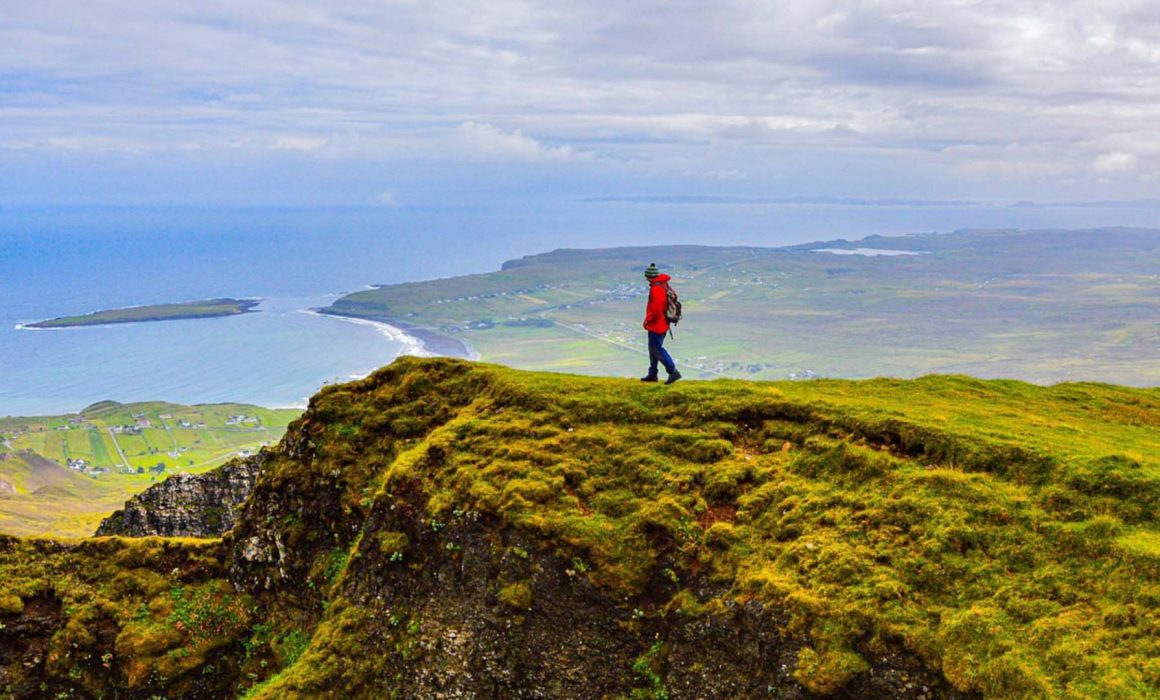 hiking at one of the best mountain trails in australia